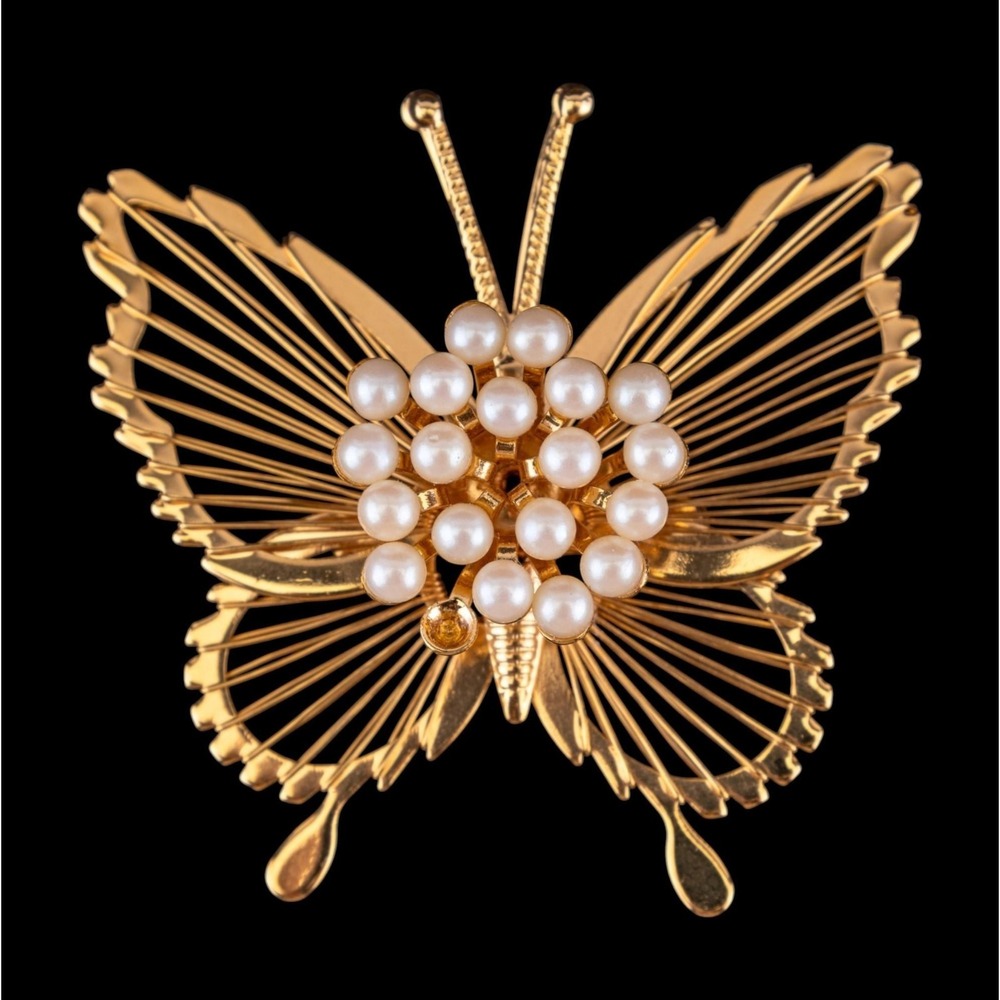 Vintage Monet Gold Tone Butterfly Brooch Pin Faux Pearl Filigree Wings Gift Box